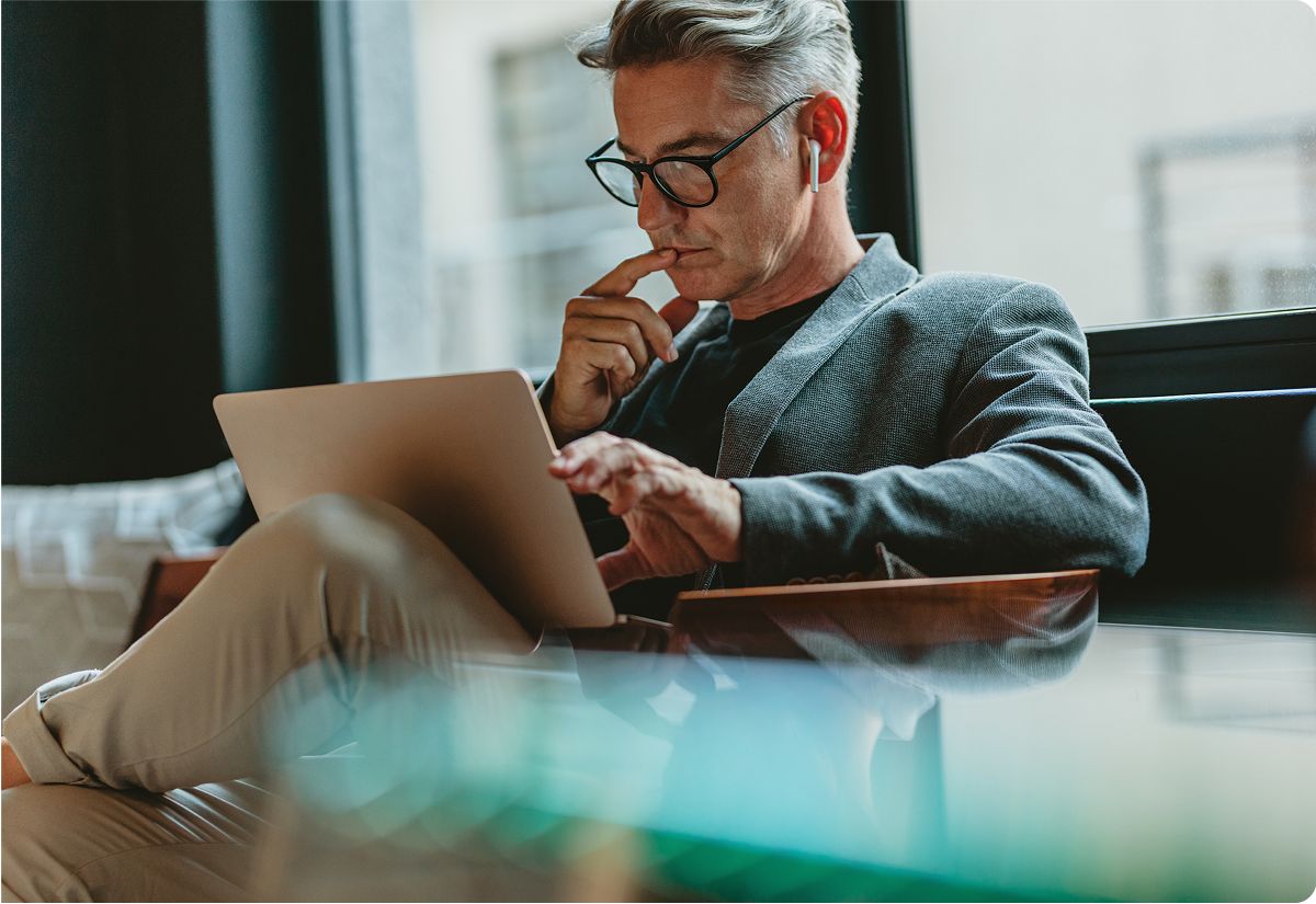 Ad on product page - laptop